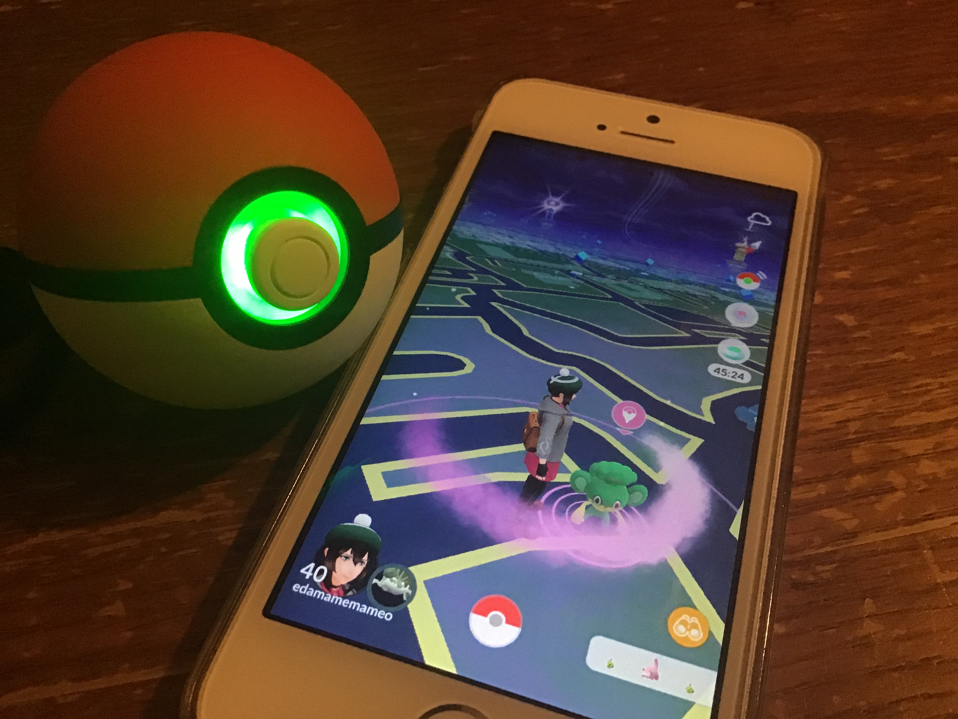 ポケモンgo ほぼ自動で色違いゲットなるか エスパーウィークをおこう モンスターボールplusだけでプレイしてみた Appbank