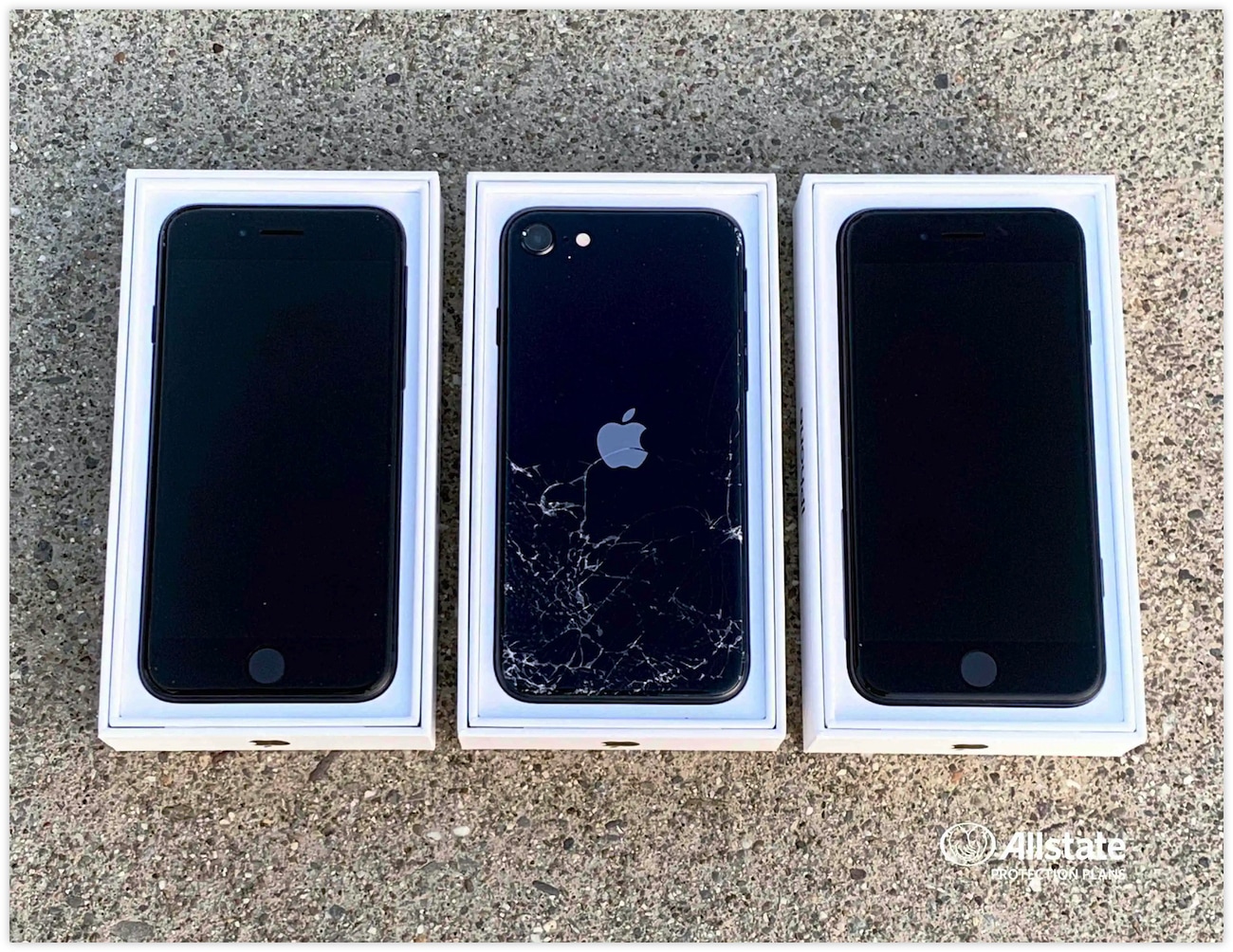 タフなのはどっち？「iPhone SE3」vs「iPhone 13 Pro」を1.8m落下や 