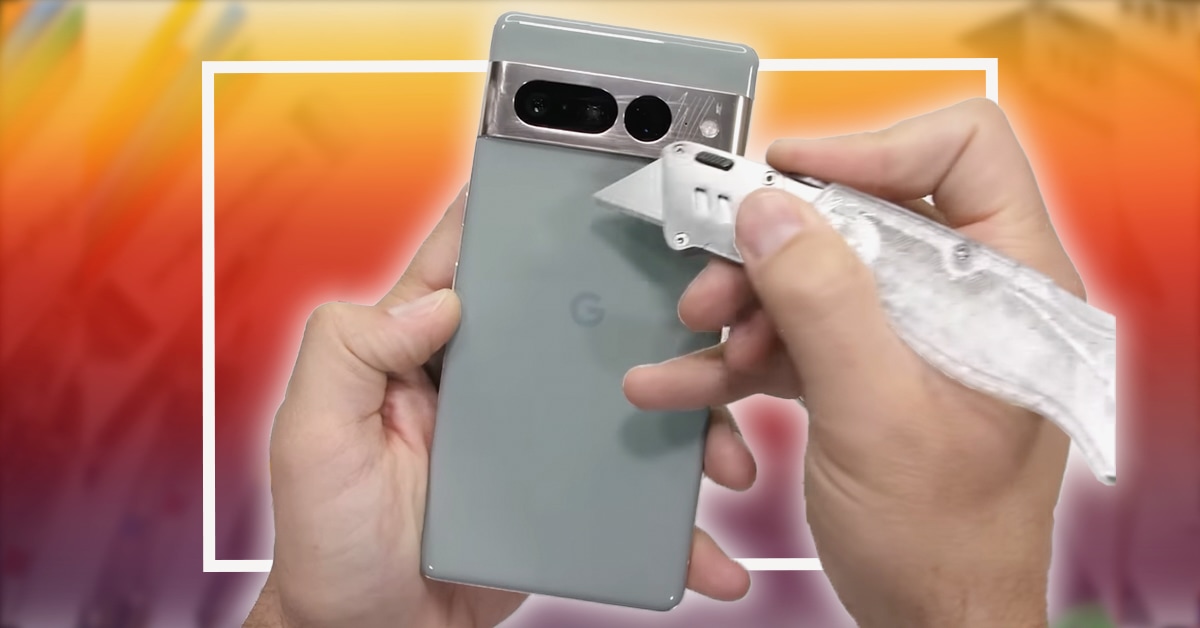 Google「Pixel 7 Pro」耐久テストでiPhoneにボロ負け。強く曲げると防水性を損なうとの指摘