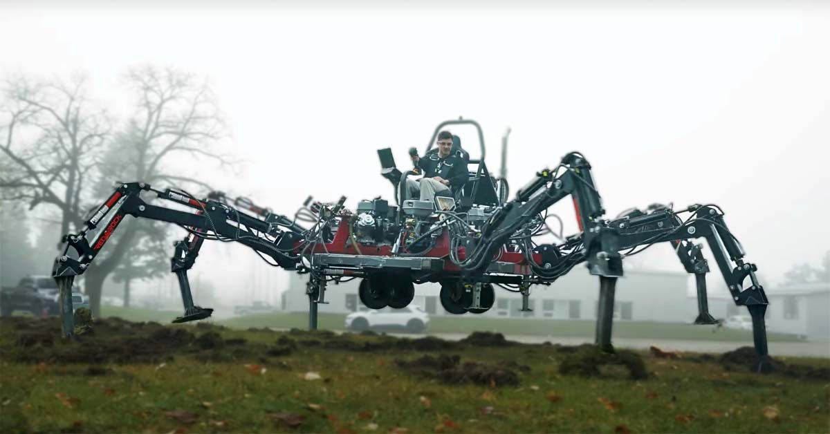 世界最大の〝多脚ロボット〟を1年かけて自作したYouTuberの実話
